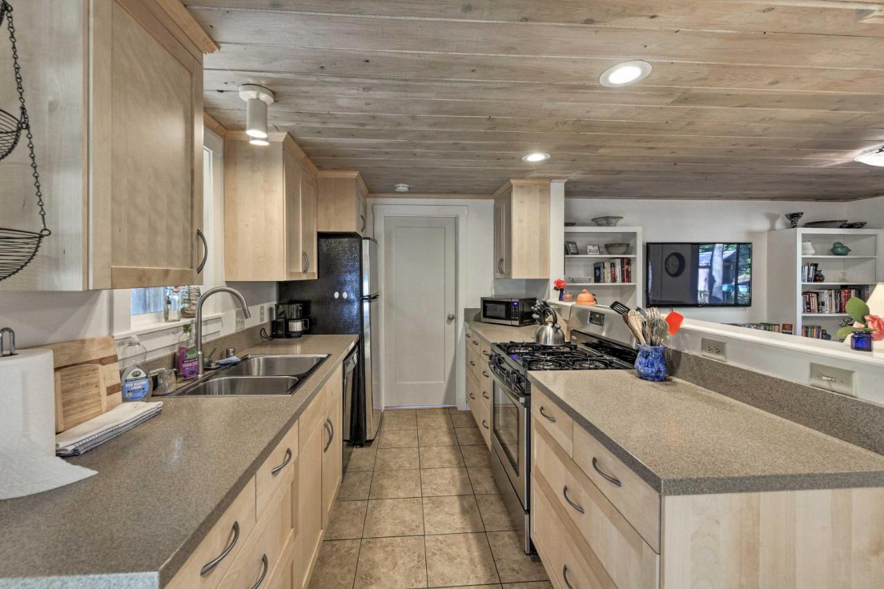 Peaceful Grass Valley Cottage With Bbq Grill And Yard! エクステリア 写真